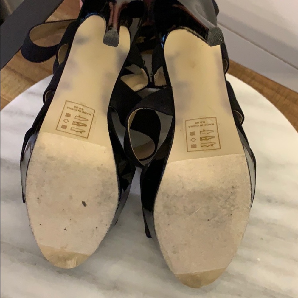 Shoes - Picture 4 of 4